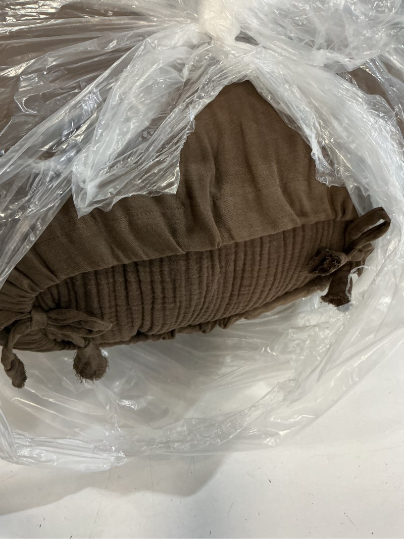 Condition photo showing Good Condition for organic cotton gauze duvet cover set, king/cal king, chocolate