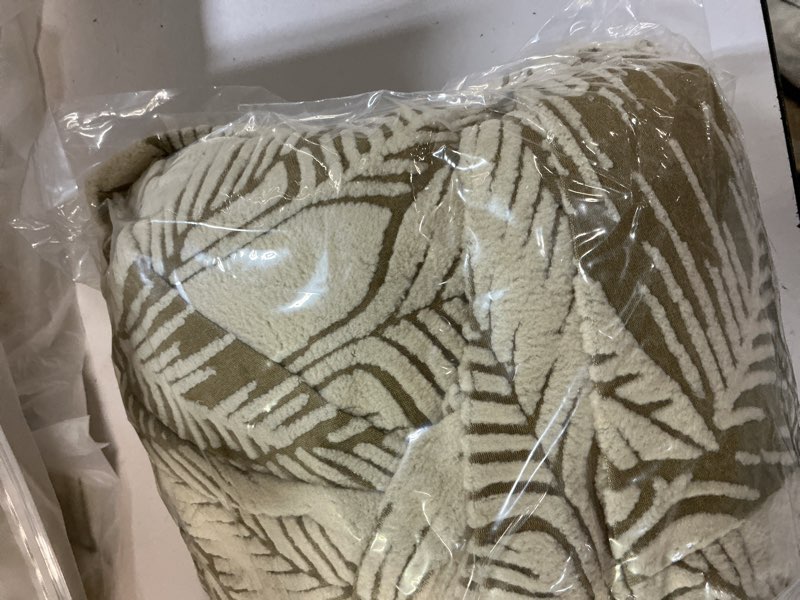 Condition photo showing Good Condition for sofa cover washable sectional couch covers sofa slipcovers for 3 cushion couch pet friendly l shaped couch protector leaf printed covers for dogs khaki set - 3 piece with chaise