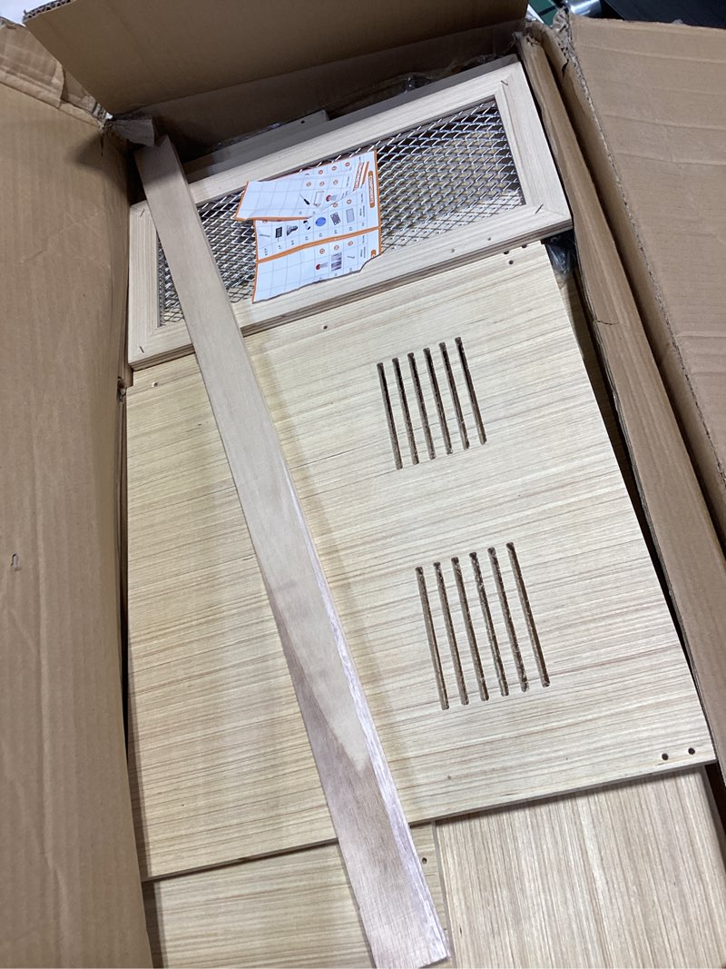 Condition photo showing Good Condition for brooder box for chicks, 32 inch large wooden chicken brooder box with 75w heat lamps, thermometer, chicken feeder & waterer set, tin foil, ideal for 12-15 newborn chicks ducks quails, large