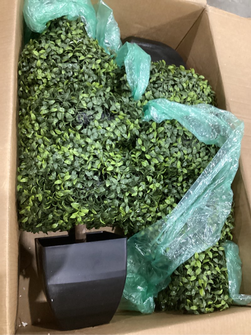 Condition photo showing Good Condition for easter bunny topiary bunny-shaped topiary ball 32'' artificial tree rabbit bowknot pot uv-resistant faux boxwood topiaries plant for porch decor outdoor/indoor 2 pack