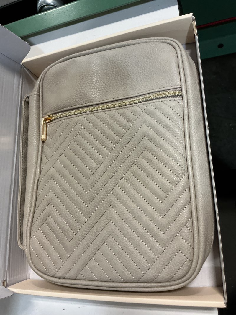 Condition photo showing Good Condition for Quilted Vegan Leather Bible Cover, Color-Blocked Bible Cover Case for Women, Bible Carrying Case with Handle, Bible Study Supplies & Christian Gift for Women and Girls (Desert Taupe, M/L) Desert Taupe M/L