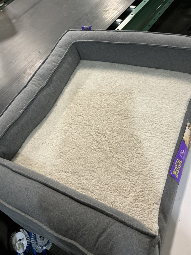 Condition photo showing Good Condition for 3-sided bolster dog bed - m - boots & barkley™