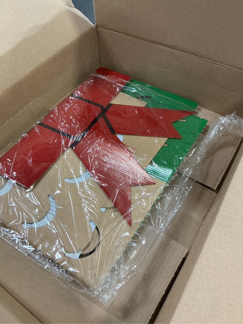 Condition photo showing Good Condition for Jumbl Christmas Decoration Wonder Wreath Jumbo (44" X 36") Card & Photo Display Holder. for Home, Work, Schools, Party. Great Way to Go Down Memory Lane.