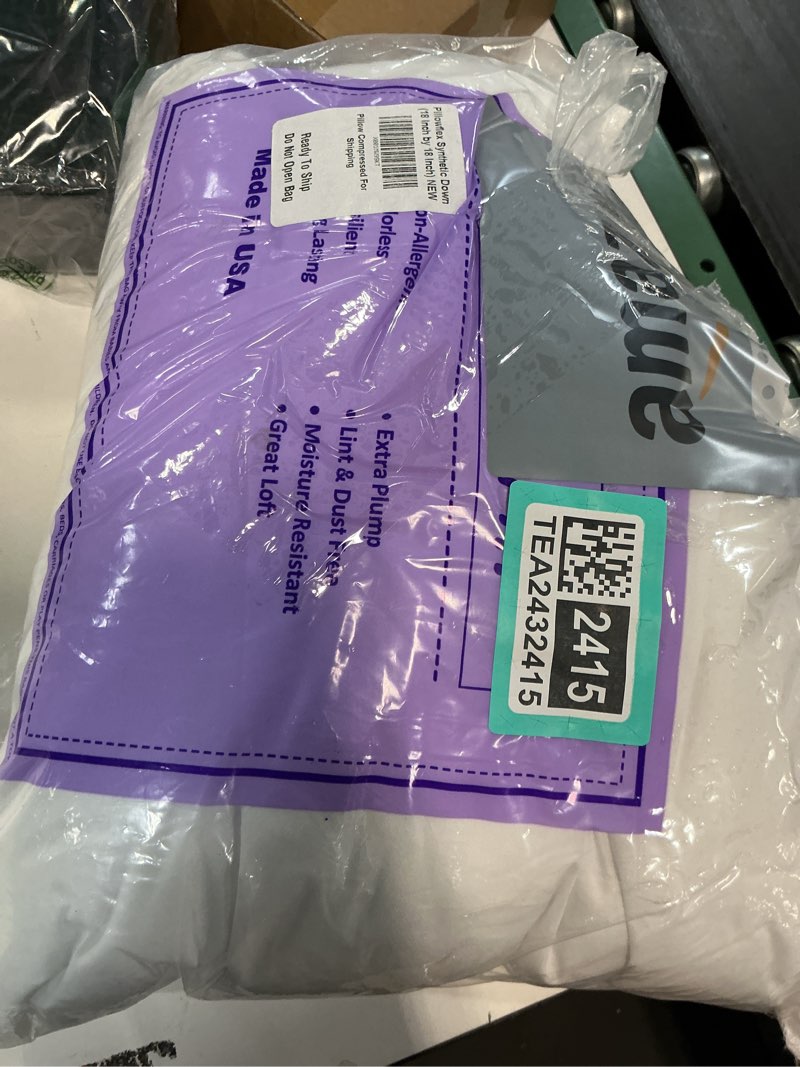 Condition photo showing Good Condition for Pillowflex Synthetic Down Pillow Insert - 12x16 Down Alternative Pillow, Ultra Soft, Small Rectangle Lumbar, Travel, Neck, Sleeping Pillow - 1 Decorative Pillow Form 12 Inch by 16 Inch
