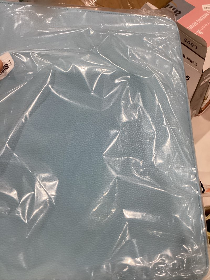 Condition photo showing Good Condition for Wonderpool Travel Zippered Portfolio 3 Ring Binder A4 Padfolio Document Case with Removable Clipboard Legal Pad Holder, Business Office School Organizer for Men and Women (Light Blue)
