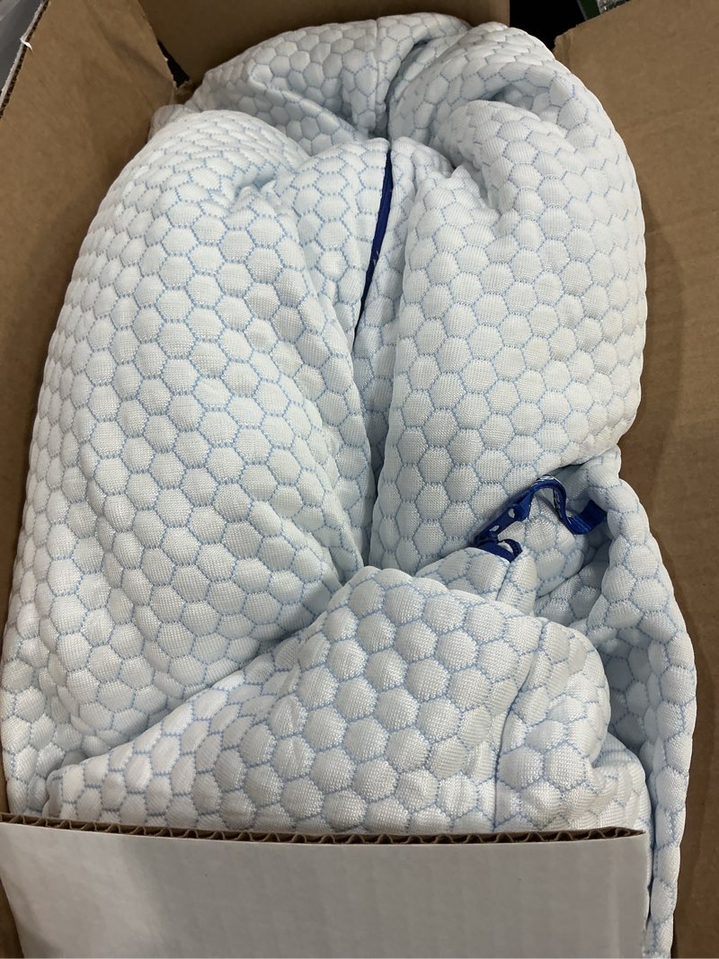 Condition photo showing Good Condition for nectar tri-comfort cooling pillow - adjustable firmness & support - cooling cover - pressure relief - helps reduce neck pain - premium memory foam & microfiber down alternative standard
