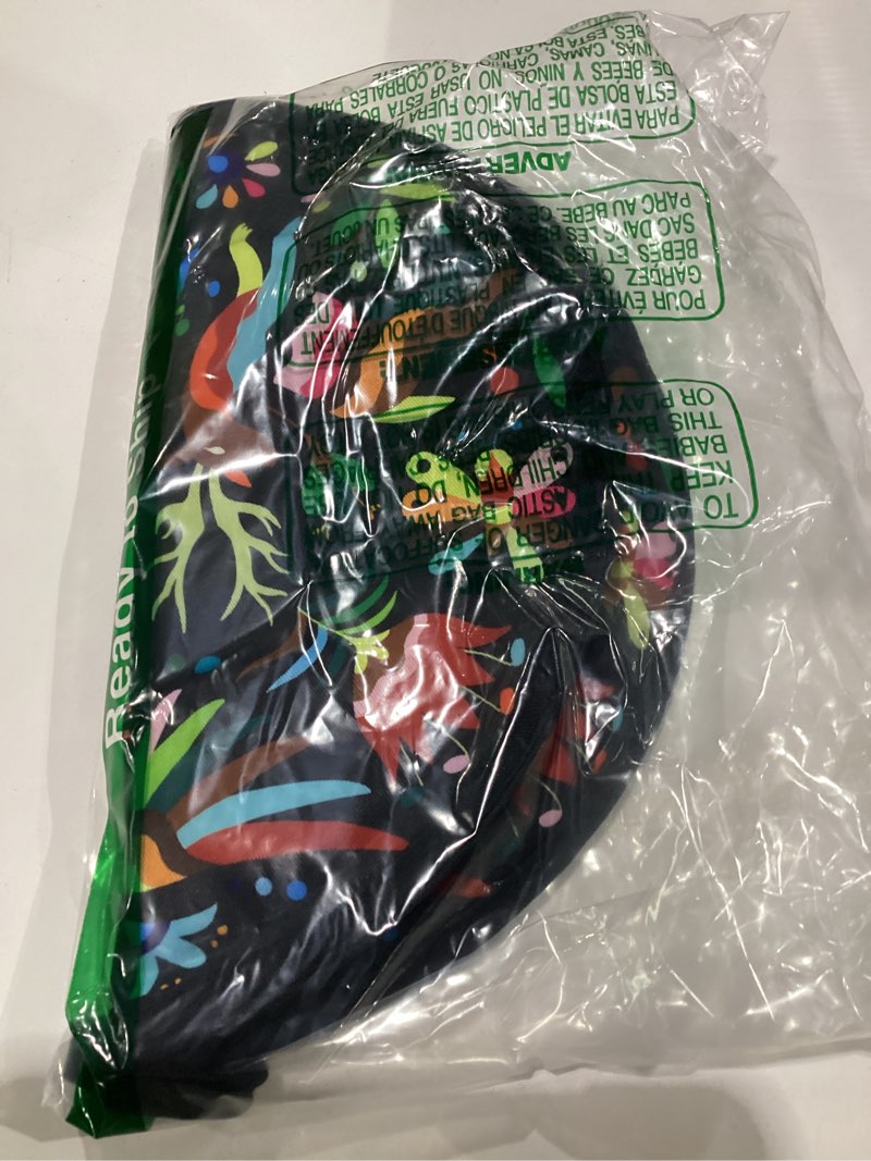 Condition photo showing Good Condition for 12 inch tortilla warmer pouch for tortillas, tacos and naan, foil-lining resists humidity and absorption, easy to clean.tortilla holder keeps food warm for over one hour (do not heat in the microwave) black