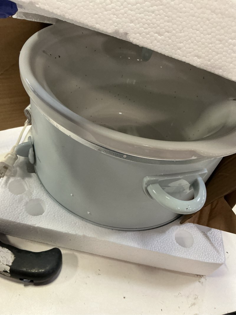 Condition photo showing Good Condition for Crock-Pot® Manual Design Series 4.5 Quart Slow Cooker, Macaroon Blue 4.5qt Macaroon