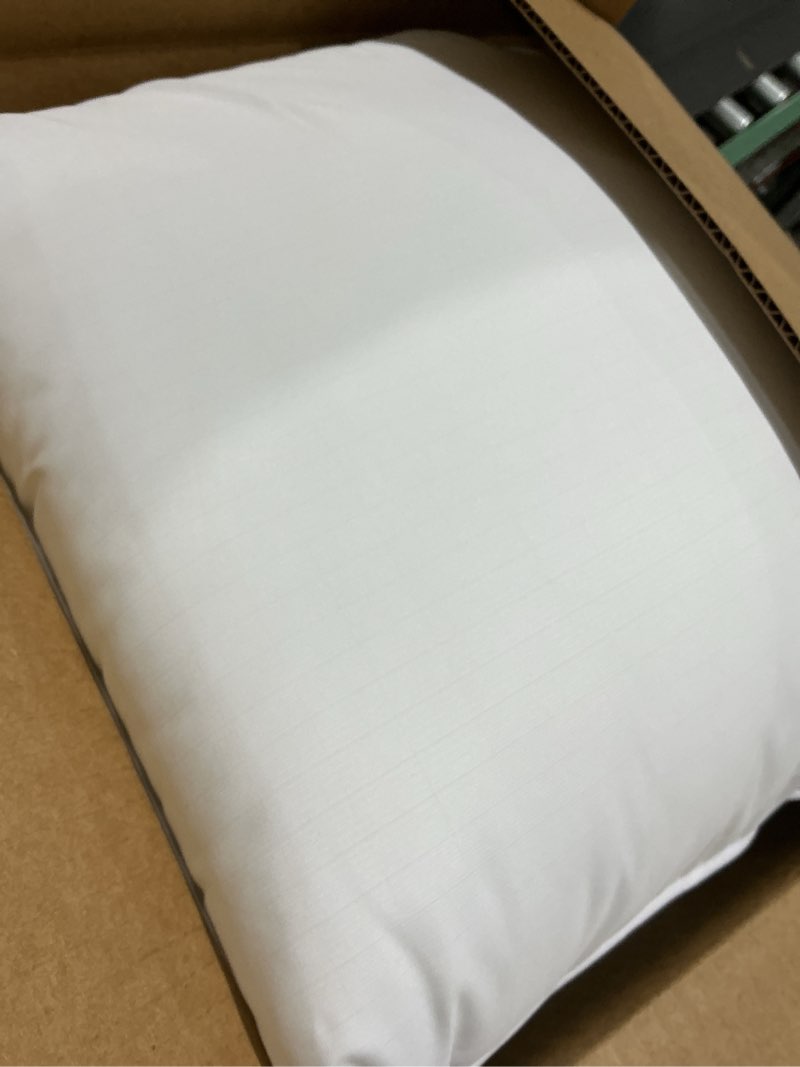 Condition photo showing Good Condition for amazon basics square hypoallergenic pillow insert, down alternative fiberfill, sofa bed couch decorative stuffer, 20", 4-pack 20 x 20 inches 4 pack