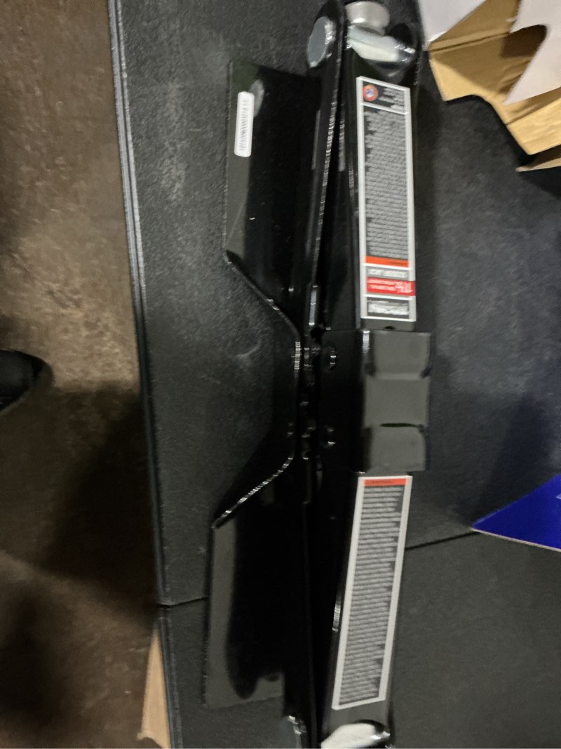 Condition photo showing Good Condition for torin black 1.5-ton steel hydraulic scissor jack
