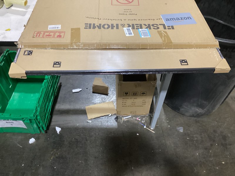 Condition photo showing New/Like New for ELSKER&HOME 24x36 Poster Frame 3 Pack, Black Picture Frame for Horizontal or Vertical Wall Mounting, Sturdy and Scratch-proof Black 24 x 36