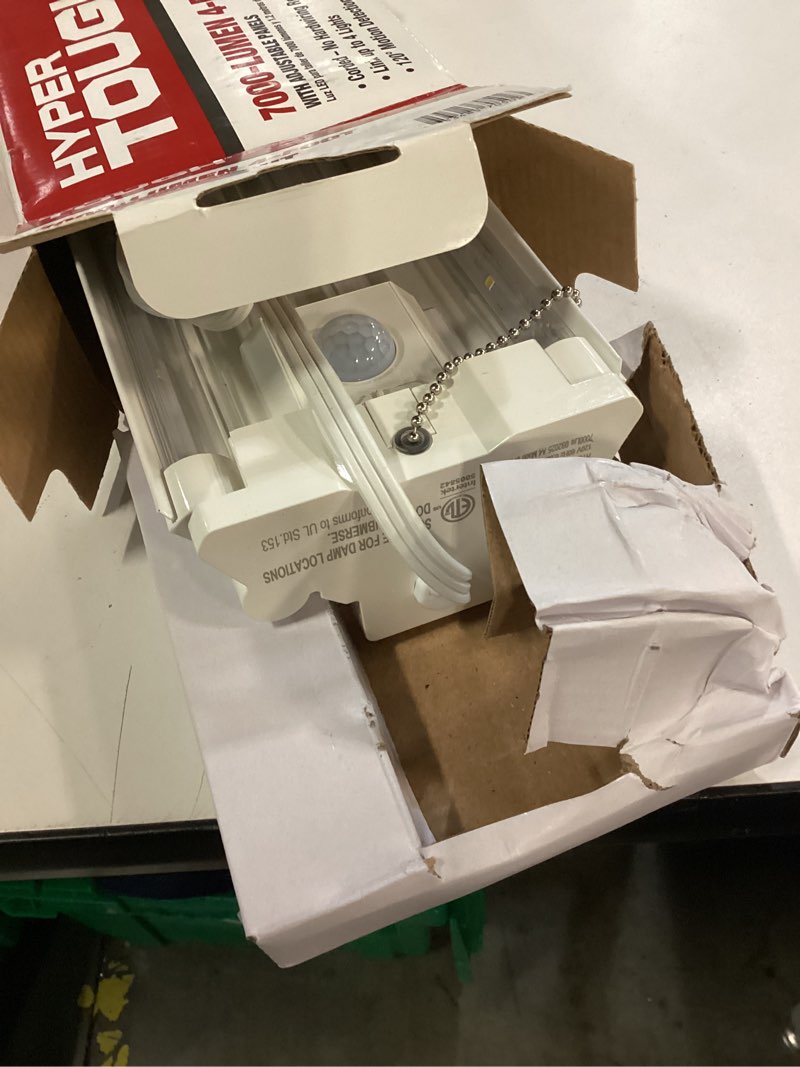 Condition photo showing Good Condition for hyper tough 7000lm 4ft shop light with motion sensor winged day light 1pk