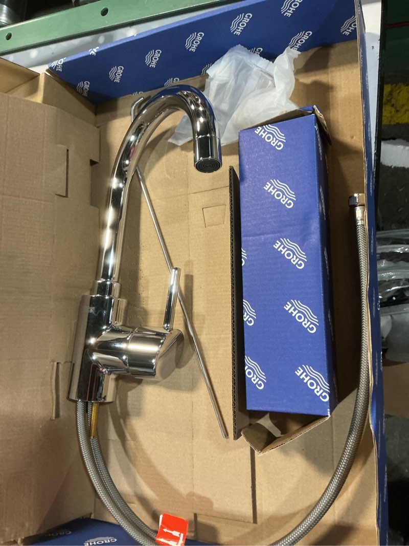 Condition photo showing Good Condition for grohe 32138002 concetto single-handle bathroom faucet, starlight chrome