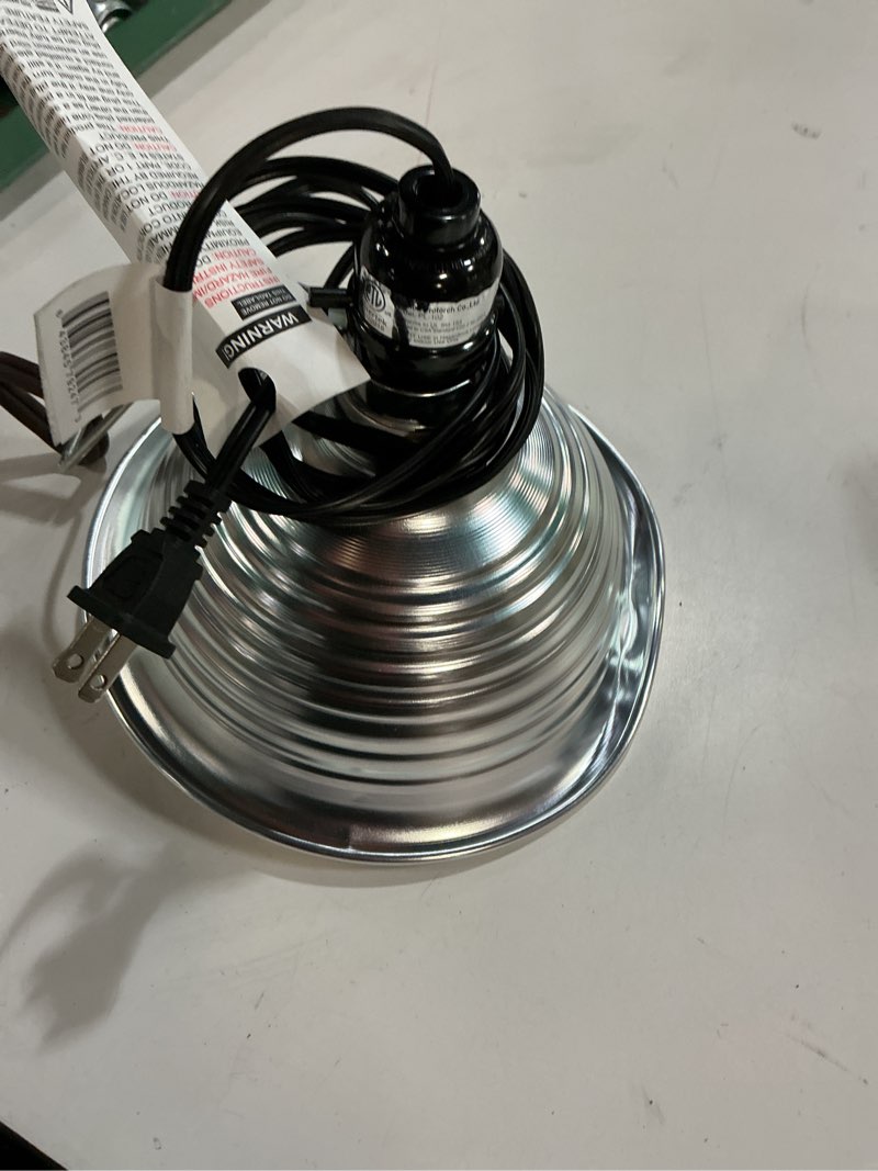 Condition photo showing As Is for Utilitech 1000 -Lumens Incandescent Plug-in Clamped Work Light