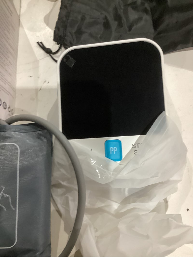 blood pressure monitor for home use, upper arm, automatic inflation, large lcd screen, 3 user profil