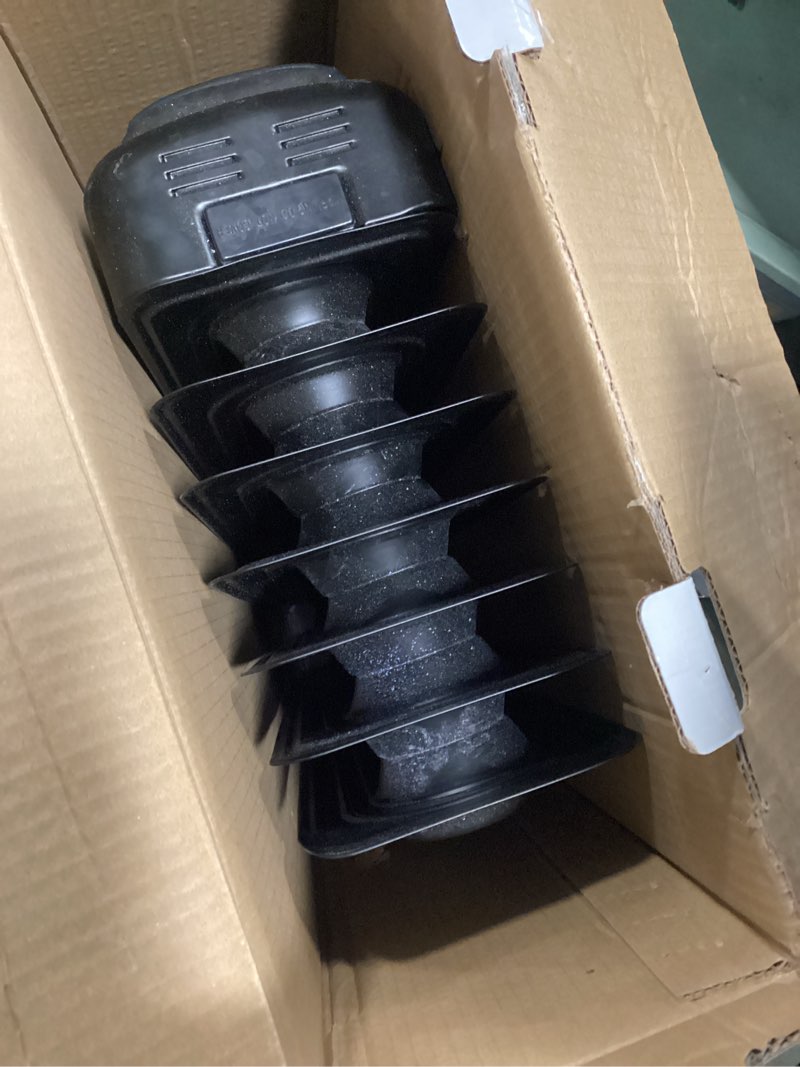 Condition photo showing As Is for New-Missing Bracket to attach leg. Utilitech 1500-Watt Oil-Filled Radiator Portable Electric Heater