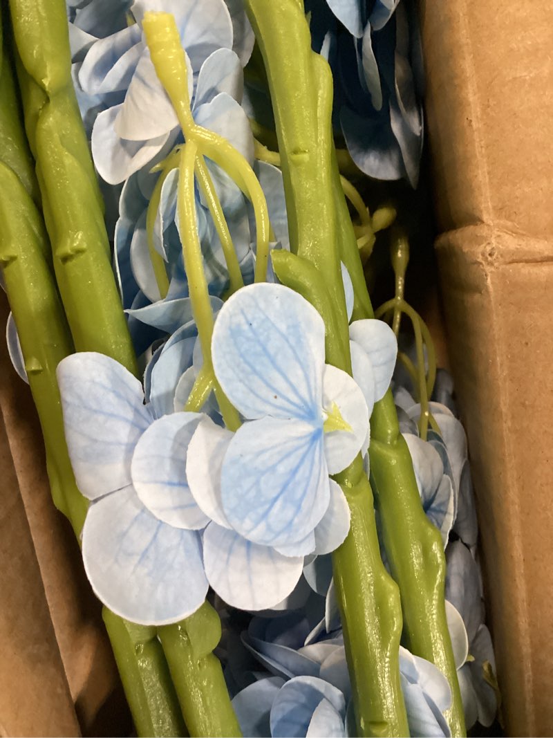 Condition photo showing Good Condition for 4 pcs blue hydrangea artificial flowers, latex real touch hydrangea flowers, 19.6'' full faux hydrangea flowers fake flowers for home decor party wedding centerpiece bouquet floral arrangements blue 4