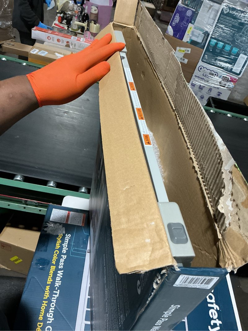 Condition photo showing Good Condition for safety 1?? simple pass walk-through gate  grey