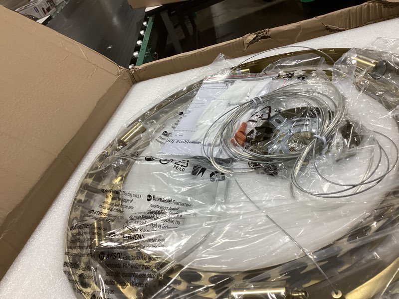 Condition photo showing Good Condition for Similar to MAYNA 36 Inch Black Wagon Wheel Chandelier with Glass Shade, 12 Lights, Modern Farmhouse Style, Ideal for Dining Room, Kitchen, Entryways 36inch-12lights