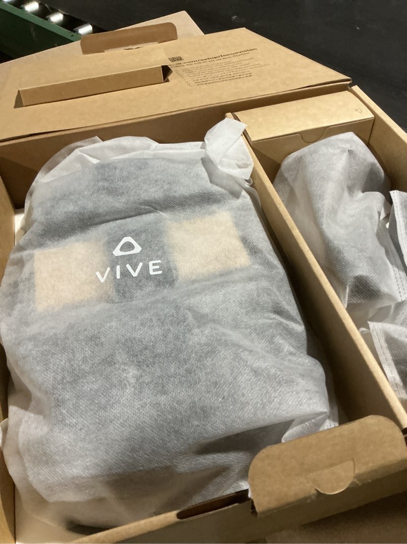Condition photo showing Good Condition for HTC Vive Focus Vision Wired Bundle — XR Headset with DisplayPort PC VR Streaming Kit