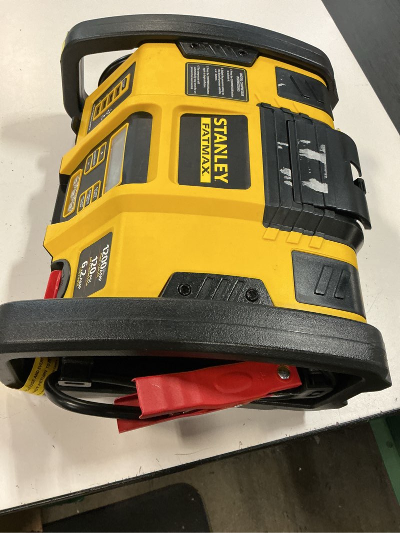 Condition photo showing Good Condition for stanley fatmax 1000 peak amp power station with 4 usb ports, jump-starter, 120 psi air compressor, black, lithium ion battery