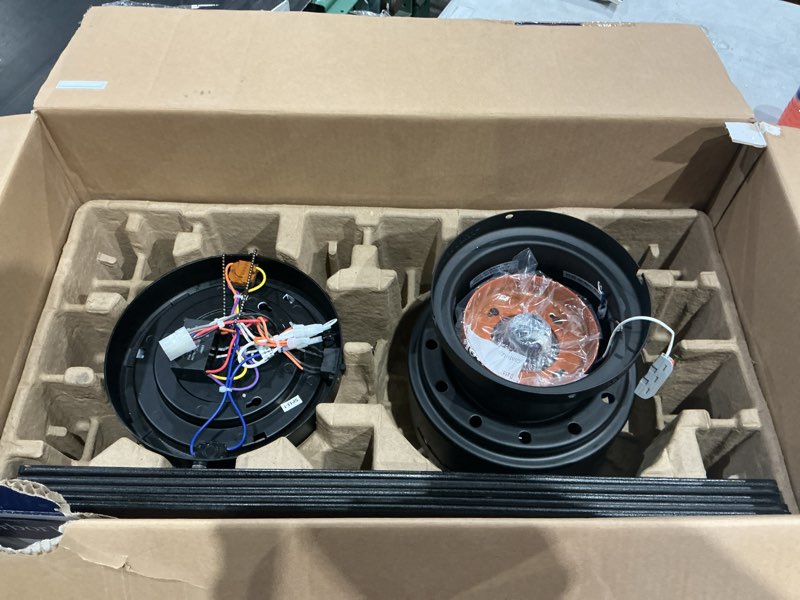 Condition photo showing Good Condition for harbor breeze fairbanks easy2hang 52-in matte black with black/sable blades adjustable