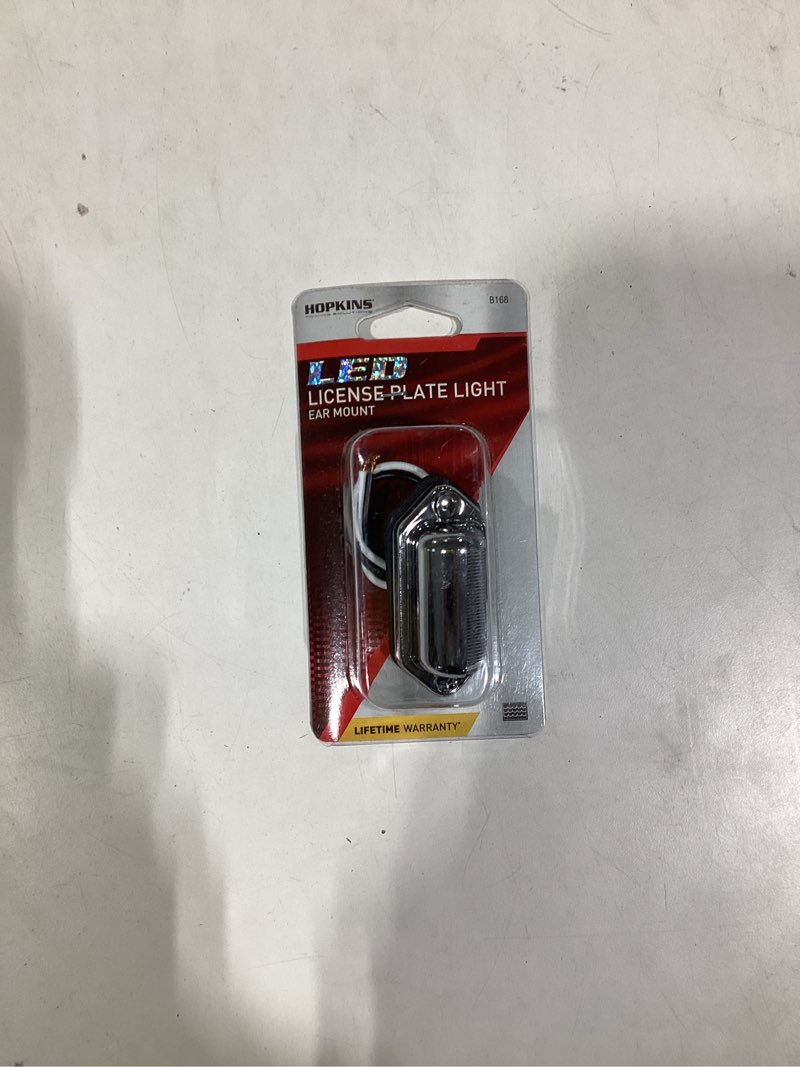 Condition photo showing New/Like New for Hopkins Surface Mount Chrome Trailer Light for RVs and Mobile Homes - Maintenance Free, Chrome