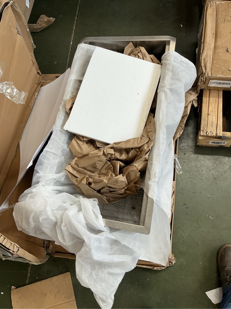 https://lotting-media.assets.bidfta.com/lotting_d5cf41b5-be41-419b-a14d-0ecc56139cc0