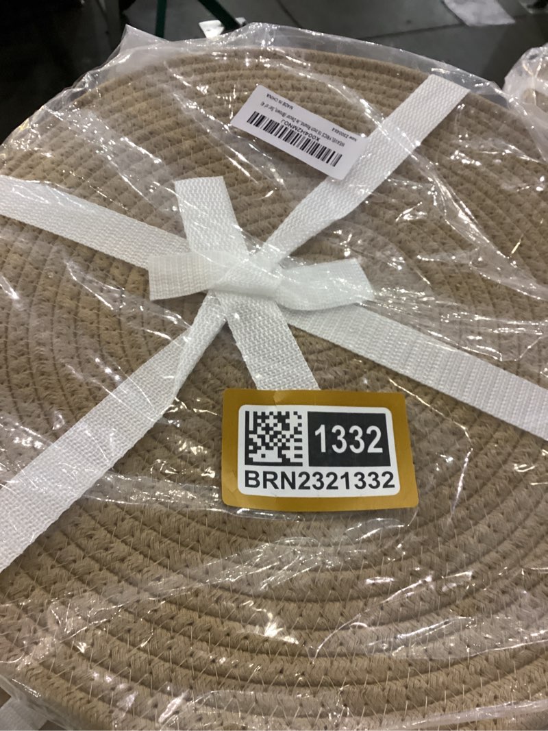 https://lotting-media.assets.bidfta.com/lotting_d5d5f9ab-6f06-4282-b2e7-8cb4268707ab