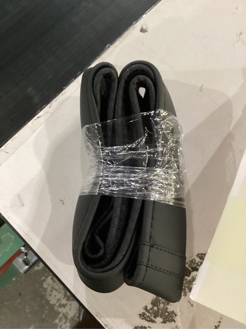 Condition photo showing Good Condition for ouzorp car steering wheel cover, microfiber leather steering wheel covers with anti-slip lining, universal 14.5-15 inchs black black,medium(standard) size[14.5"-15"]