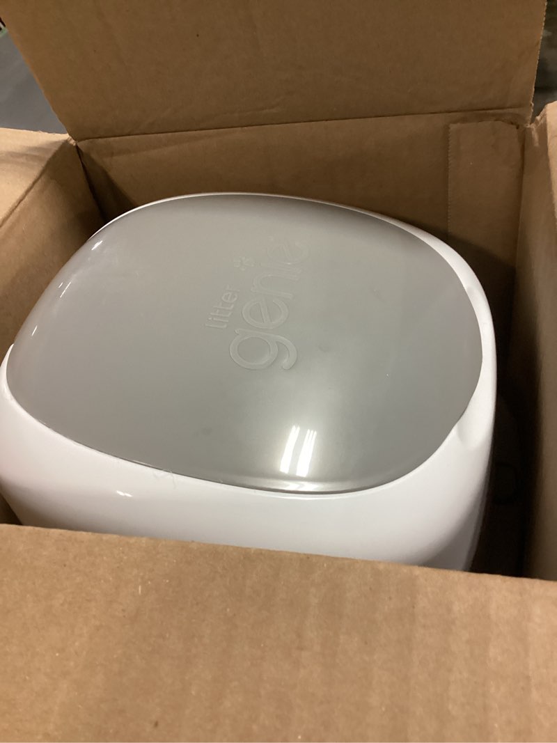 Condition photo showing Good Condition for Litter Genie Style Pail Cat Litter Box Waste Disposal System for Odor Control Includes 1 Square Refill Bag White