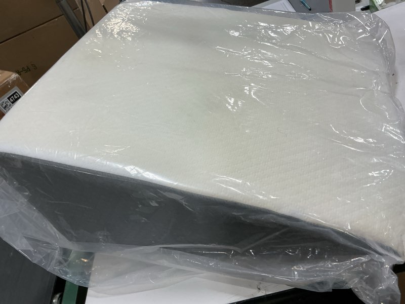 Condition photo showing As Is for kolbs bed wedge pillow for sleep apnea, acid reflux, and back pain relief, with chic jacquard cover - headboard gerd pillow wedges for sleeping (standard width 7.5" height)