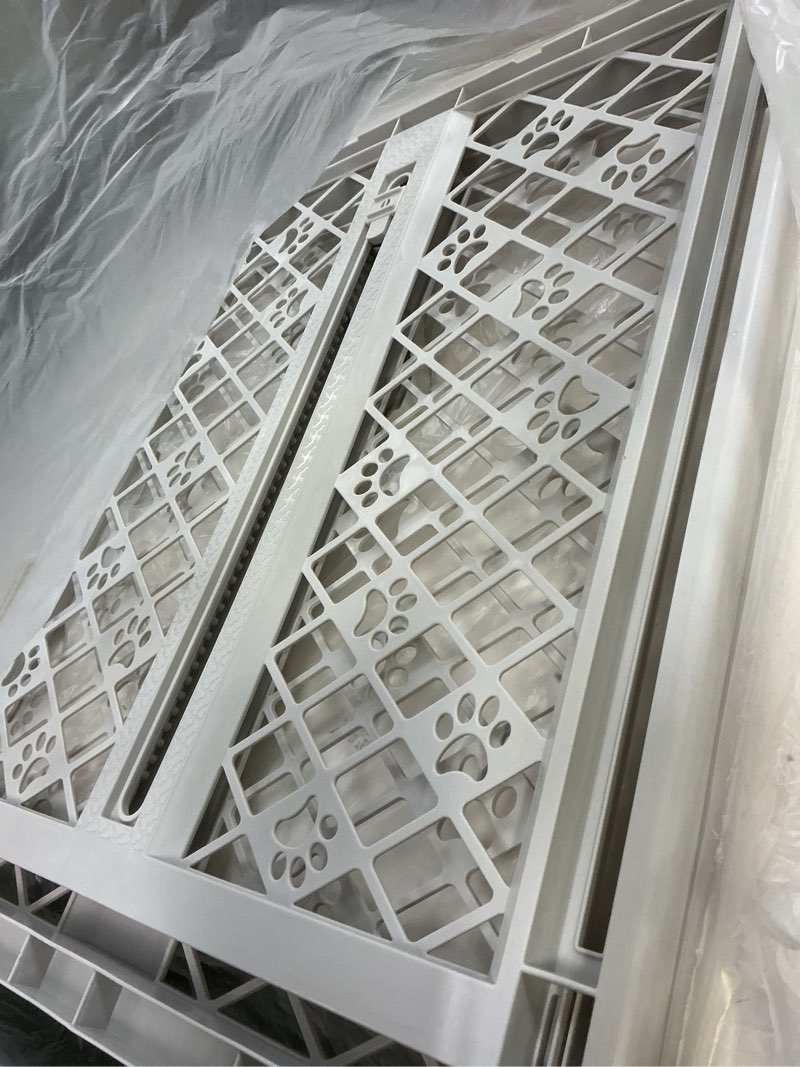 Condition photo showing Good Condition for mypet north states paws portable pet gate: 26-40" wide. pressure mount. no tools needed. made in usa. dog gate 23" tall, expandable, durable dog gates for doorways, light gray