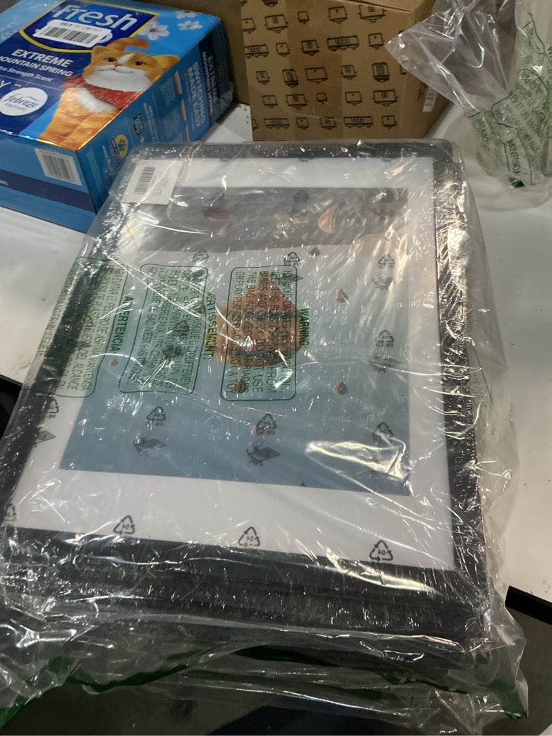 Condition photo showing Good Condition for 10x14 picture frame set of 6 for 30 x 40 cm diamond art painting, display 8.5x11 with mat or 10x14 without mat, wood 10 by 14 wall gallery poster photo frames bulk with 8.5x11 mat,6 pack, black black 10x14 inch