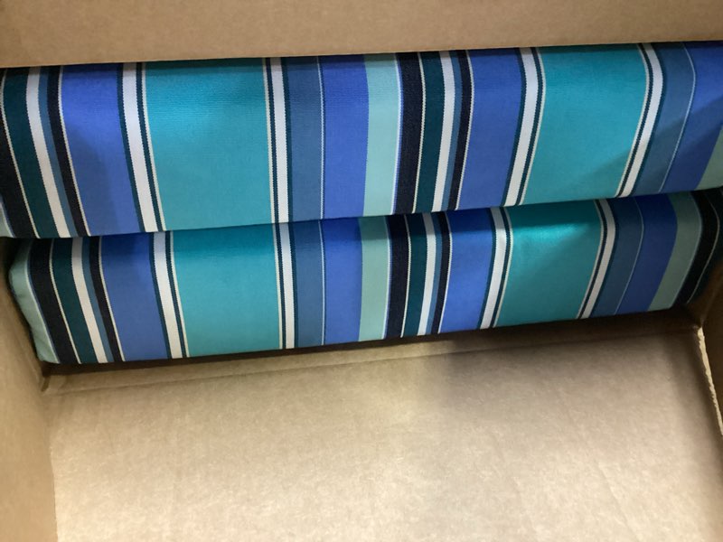 Condition photo showing New/Like New for california umbrella outdoor dining chair, patio seat cushion, 20 x 40 inch, premium outdoor memory foam, fade resistant sunbrella fabric, fabric ties,dolce oasis