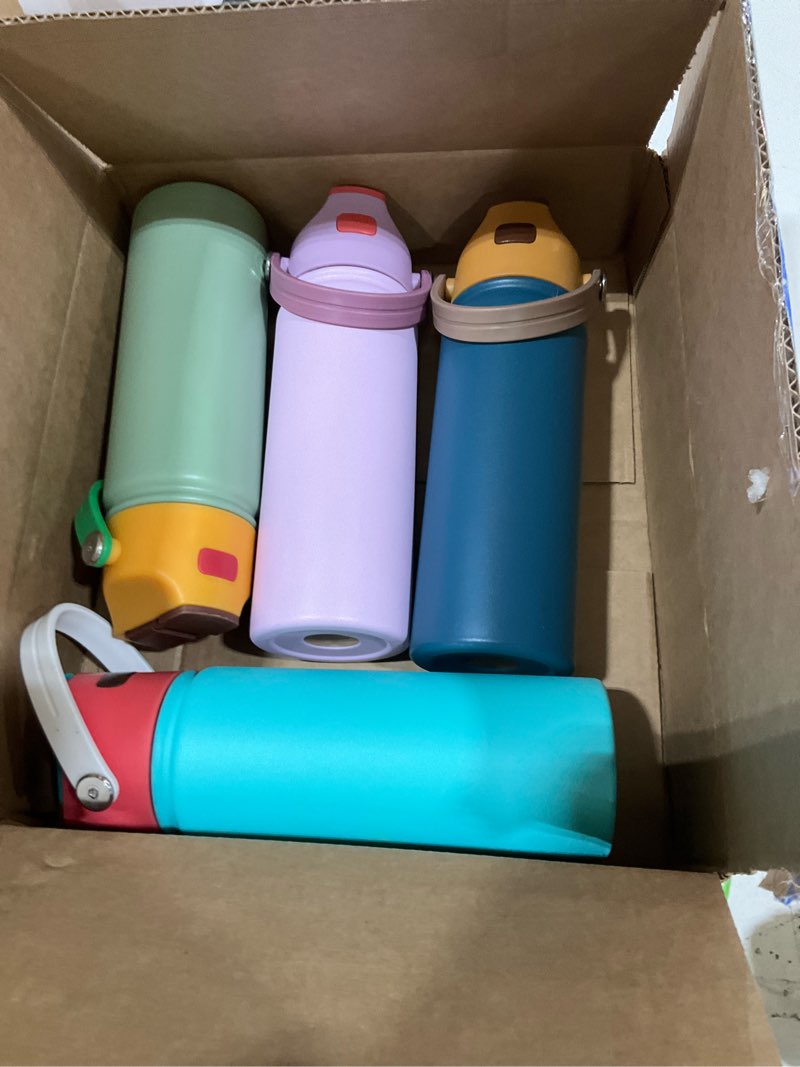 Condition photo showing As Is for 4 pack 18 oz water bottle for kids, stainless steel double insulated sports water bottle, leak proof straw cup for school, gifts, travel, bpa free (mixed color)