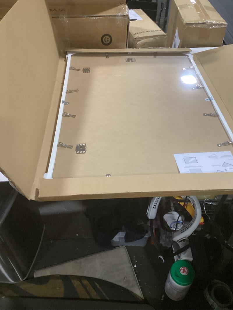 Condition photo showing New/Like New for (qty 1) upsimples 20x30 poster frame, display pictures 16x24 with mat or 20x30 without mat, wall hanging pic