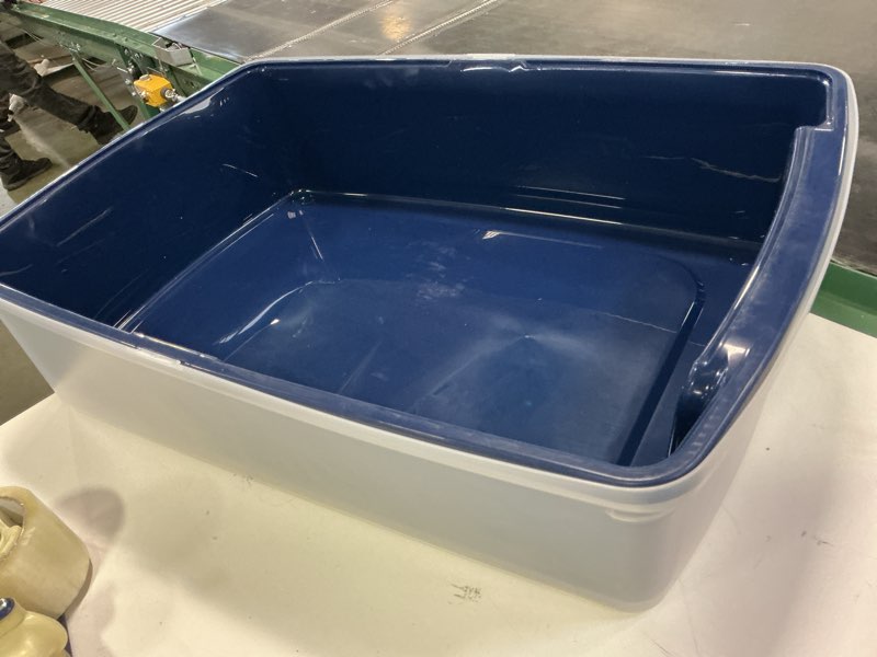 Condition photo showing Good Condition for Inspired Essentials  High Sided Open Top Cat Litter Box with Scoop  Navy