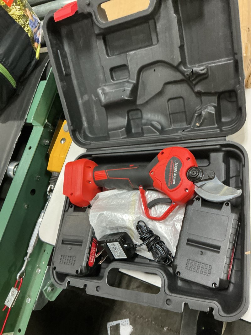 Condition photo showing Good Condition for 21v 2ah electric pruning shears, high power cordless pruners for gardening with 2 pack rechargeable battery and replacement blade, 30mm(1.2“) cordless electric pruners for tree trimming