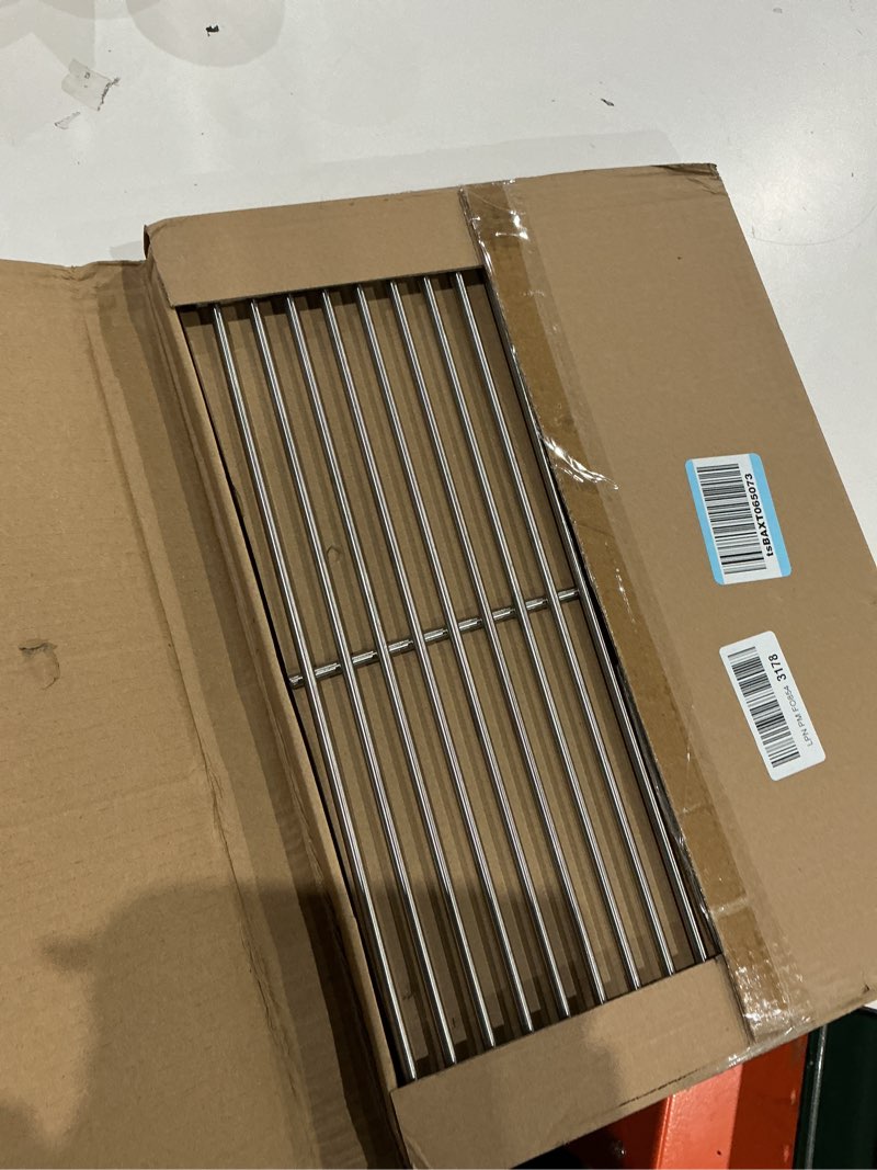 Condition photo showing Good Condition for hongso genesis 2 grill grates sus304 stainless steel for weber genesis ii 300 series e310 s310 e315 s315 e325 e330 e335 s330, lx s340 lx e340 models, genesis ii grill replacement parts gs4 66802 66095 18 7/8" x 26 7/8" (ii/lx 300 series) 7mm solid sus304