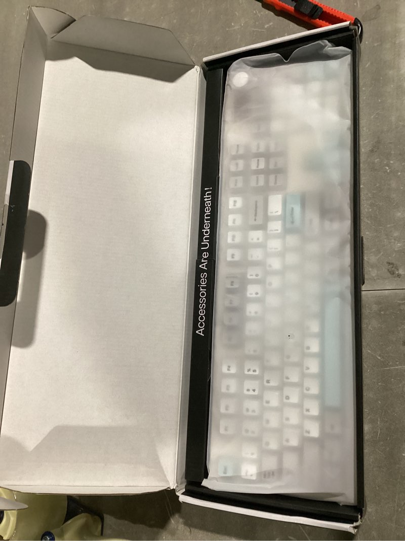 Condition photo showing New/Like New for epomaker th80 v2 75% wireless mechanical keyboard with metal knob, 8000mah, 2.4ghz/bt/usb-c, rgb, hot swap, custom driver, pbt keycap, wireless gaming keyboard for pc/mac (white, creamy jade) white creamy jade