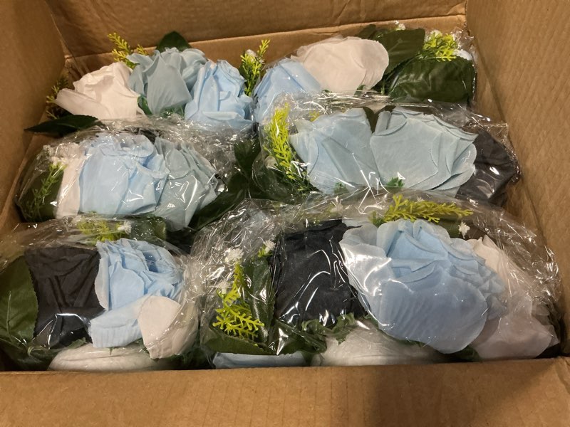 Condition photo showing Good Condition for hotop 12 pcs artificial rose flower balls for centerpieces, silk roses kissing balls romantic faux floral arrangements for engagement wedding home decor (gradient ocean blue) gradient ocean blue 12
