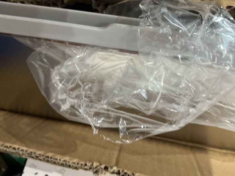 Condition photo showing Good Condition for stainless steel litter box | xl enclosed cat litter boxes with lid for big cats | high sided, anti-urine leakage | non-stick bottom & includes litter mat & metal scoop