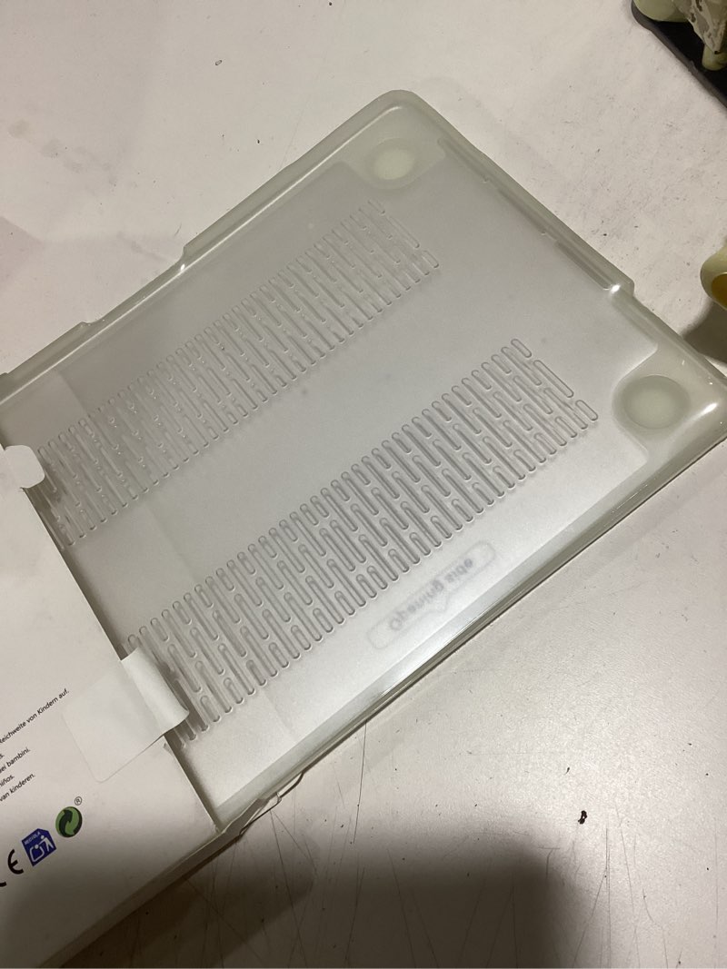 Condition photo showing Good Condition for blueswan anti-cracking case for macbook air 13 inch, m5 2026 m4 m3 m2 2025-2022 a3449 a3240 a3113 a2681, drop protection soft tpu bumper pc base for air 13.6 inch, frosted white