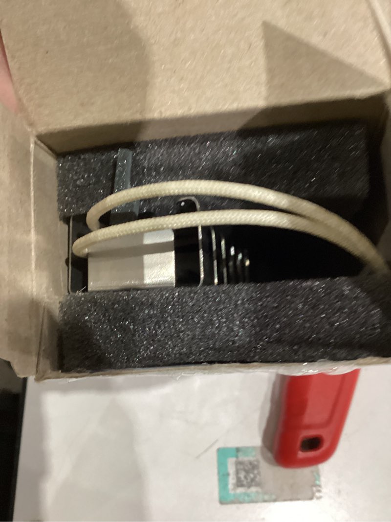 Condition photo showing New/Like New for frigidaire 5303935066 burner igniter for oven burners, gold