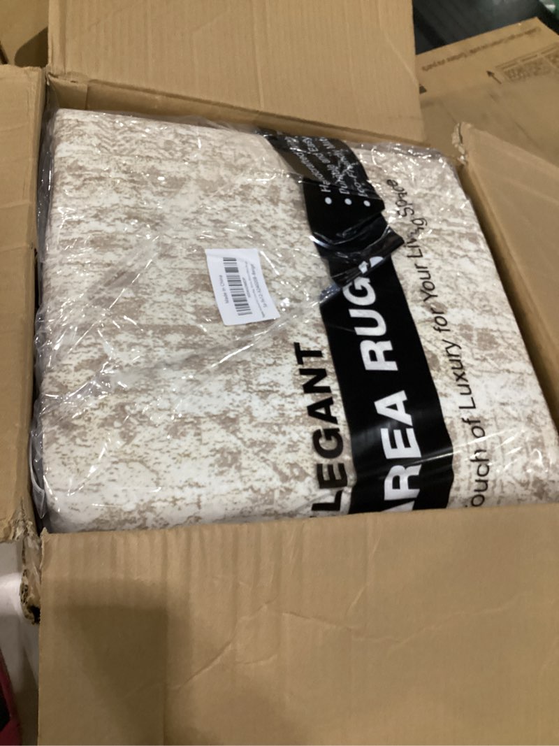 Condition photo showing New/Like New for soalmost 9x12 area rugs for living room, non slip machine washable vintage rugs, low pile lightweight large rug for bedroom, dining room, home office beige beige 9' x 12' (rectangular)