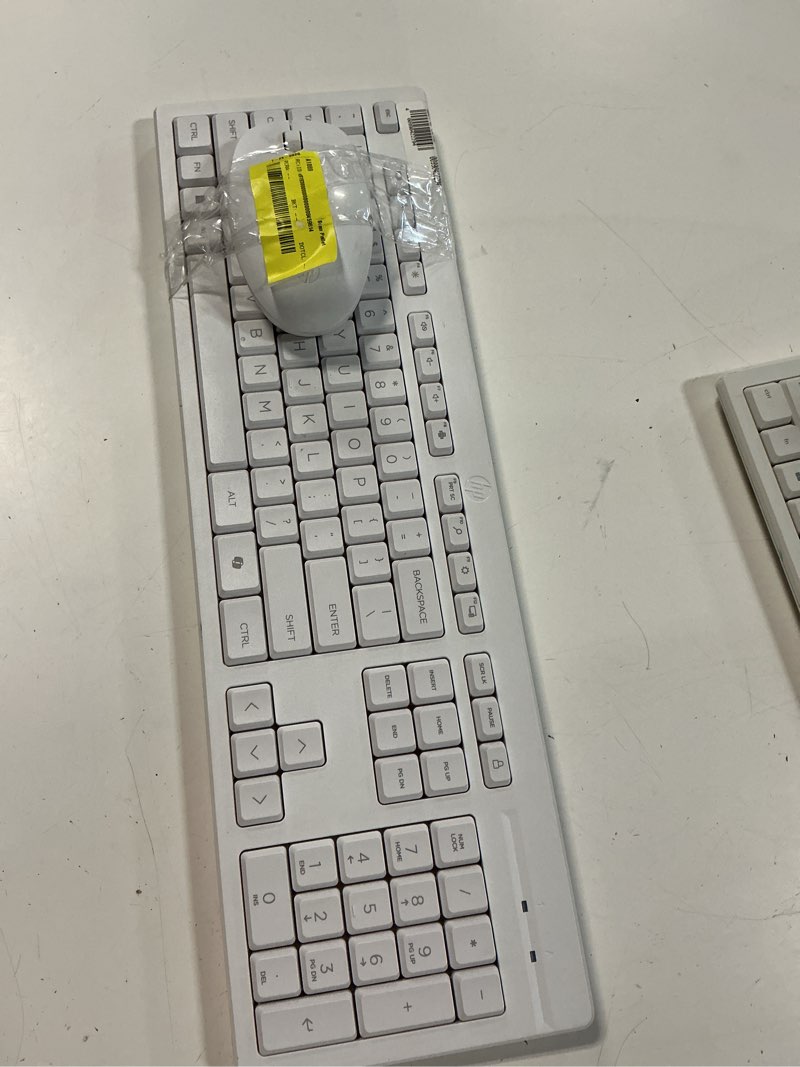 Condition photo showing As Is for lenovo 510 wireless combo with 2.4 ghz usb receiver, slim full size keyboard, full number pad, 1200 dpi optical mouse, left or right hand, gx30w75336, white