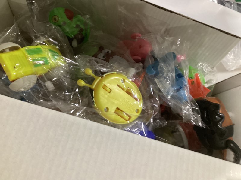 Condition photo showing New/Like New for 28 Pieces Assorted Wind-up Toys for Kids, Wind Up Animals Bulk Flipping Walking Jumping Swimming Clockwork Toys Stocking Stuffers for Kids, Xmas Gifts