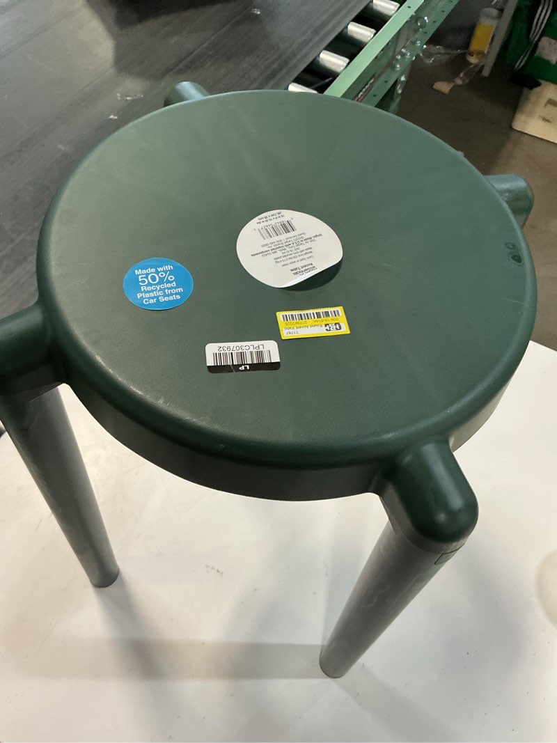 Condition photo showing Good Condition for round accent patio end table green - room essentials™