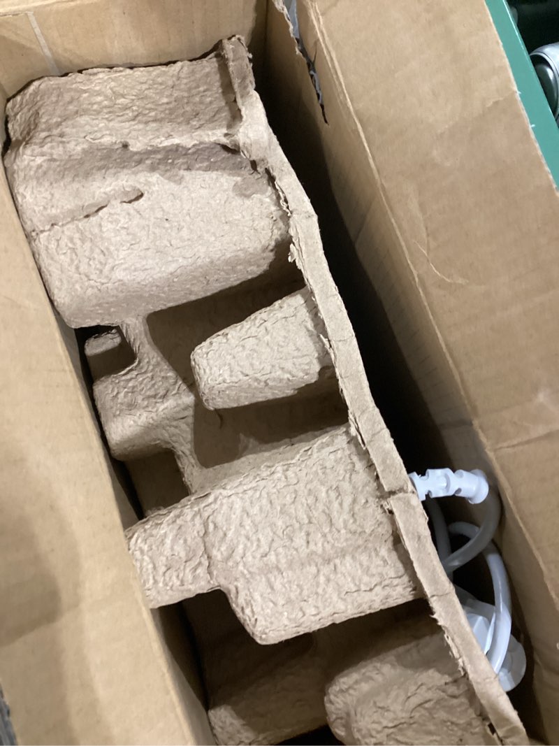 Condition photo showing New/Like New for black+decker steamer, 7 attachments for multipurpose cleaning, includes storage wall mount (bhsm15fx10) steam matrix w/ 7 attachments